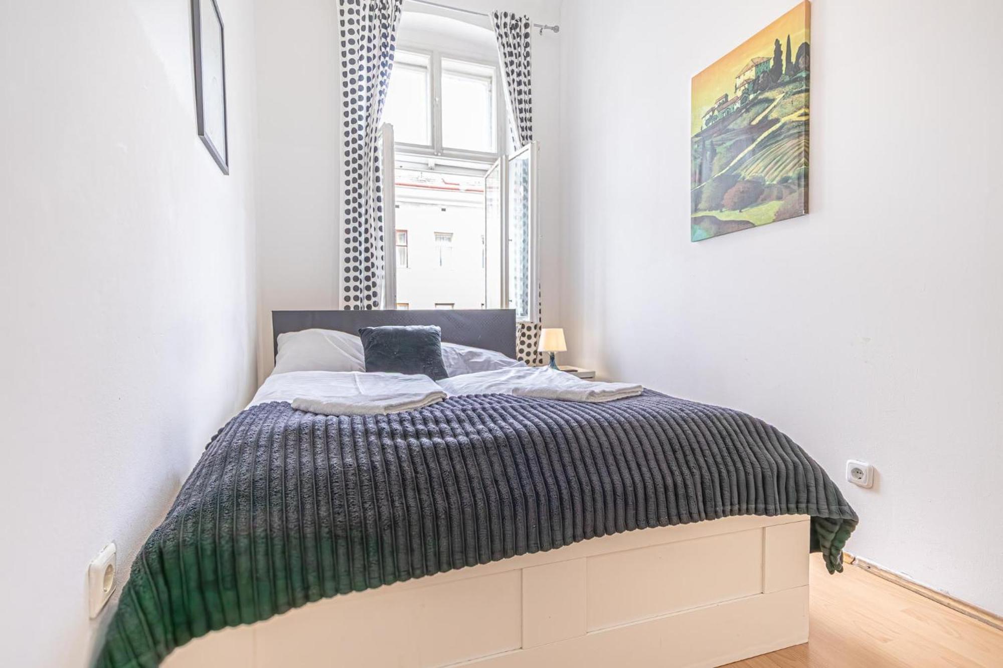 Sweet 3br Shared Near Wiener Stadthalle &