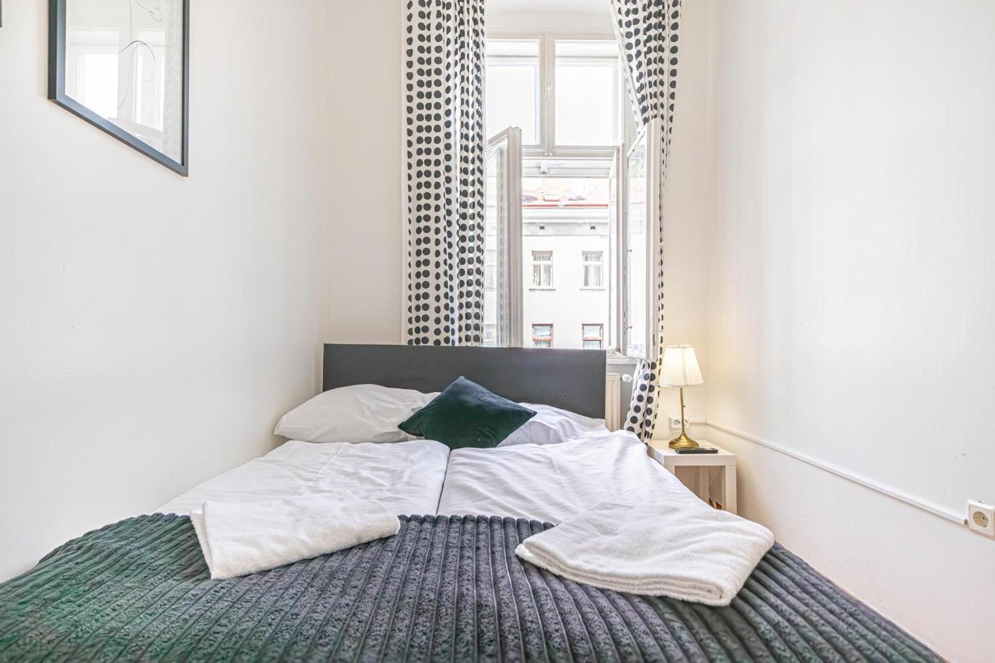 Sweet 3br Shared Near Wiener Stadthalle &
